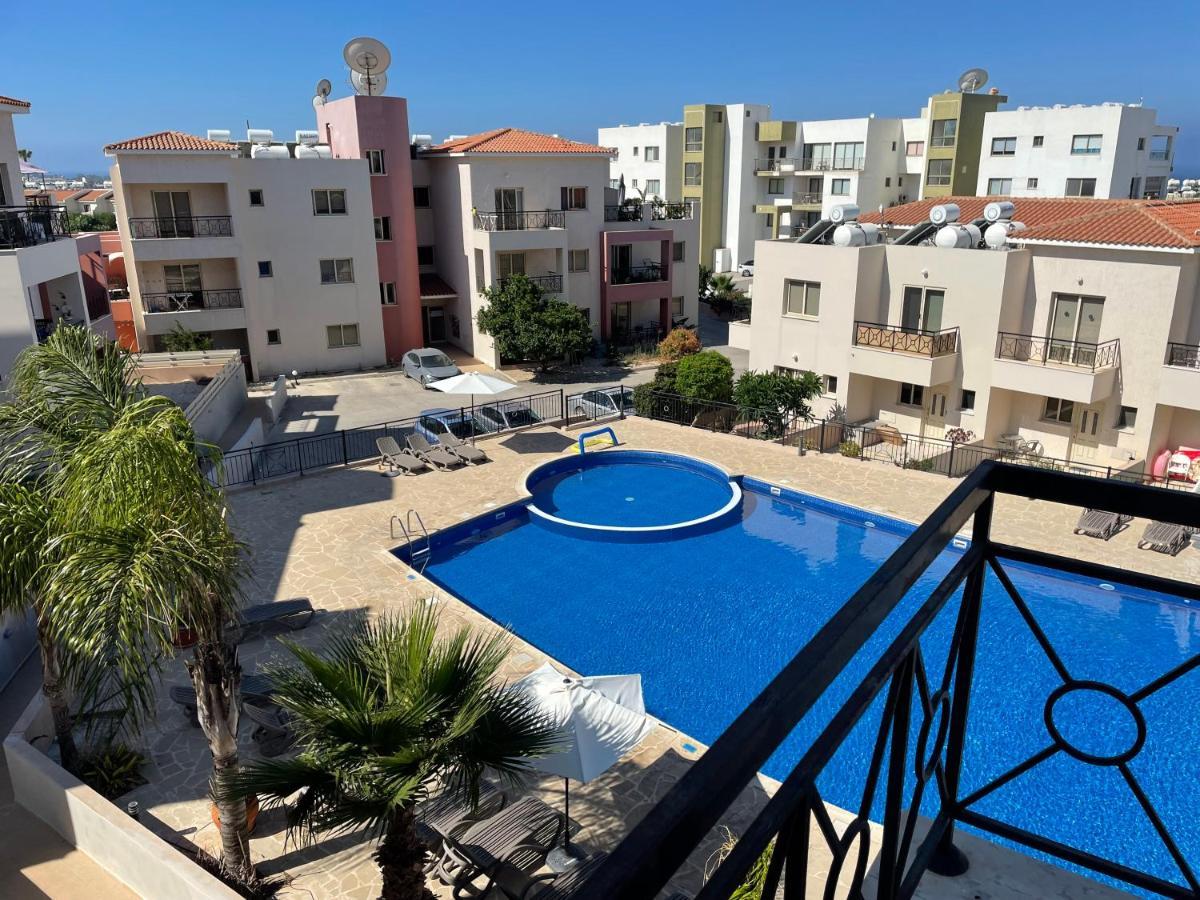 Kings Resort 1 Bedroom Apartment Paphos Extérieur photo