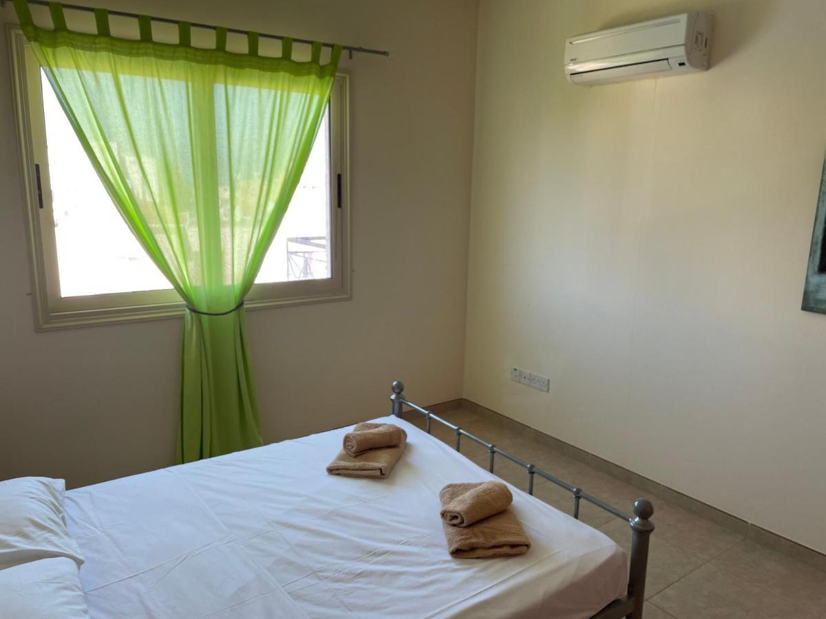 Kings Resort 1 Bedroom Apartment Paphos Extérieur photo